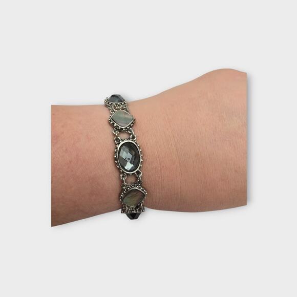 Cookie Lee Faceted Glass and Mother-of-Pearl Silver-Tone Bracelet - Picture 3 of 7